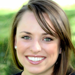 Meet your Posher, Pia